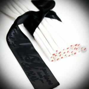 BIJOUX INDISCRETS - LES PETITS BONBONS SENSUAL SILKY HANDCUFFS