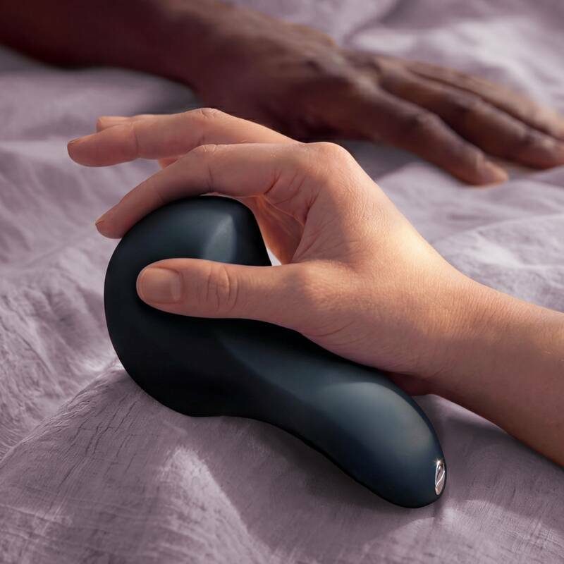 WE-VIBE - SHARED TOUCH DOUBLE-SIDED COUPLES VIBRATOR BLACK