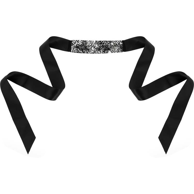 COQUETTE CHIC DESIRE - LACE MASK BLACK